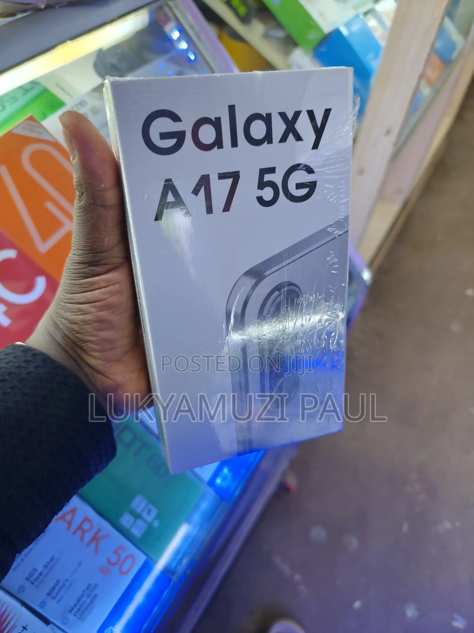 New Samsung Galaxy A17 5G 256 GB Green