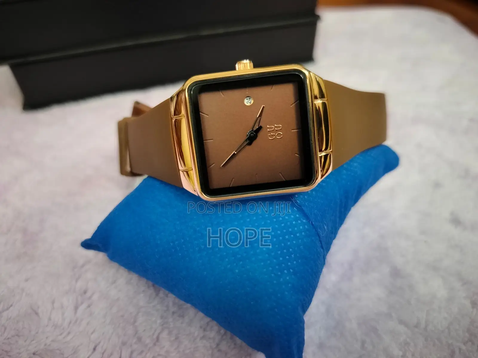Ladies Classy Watch
