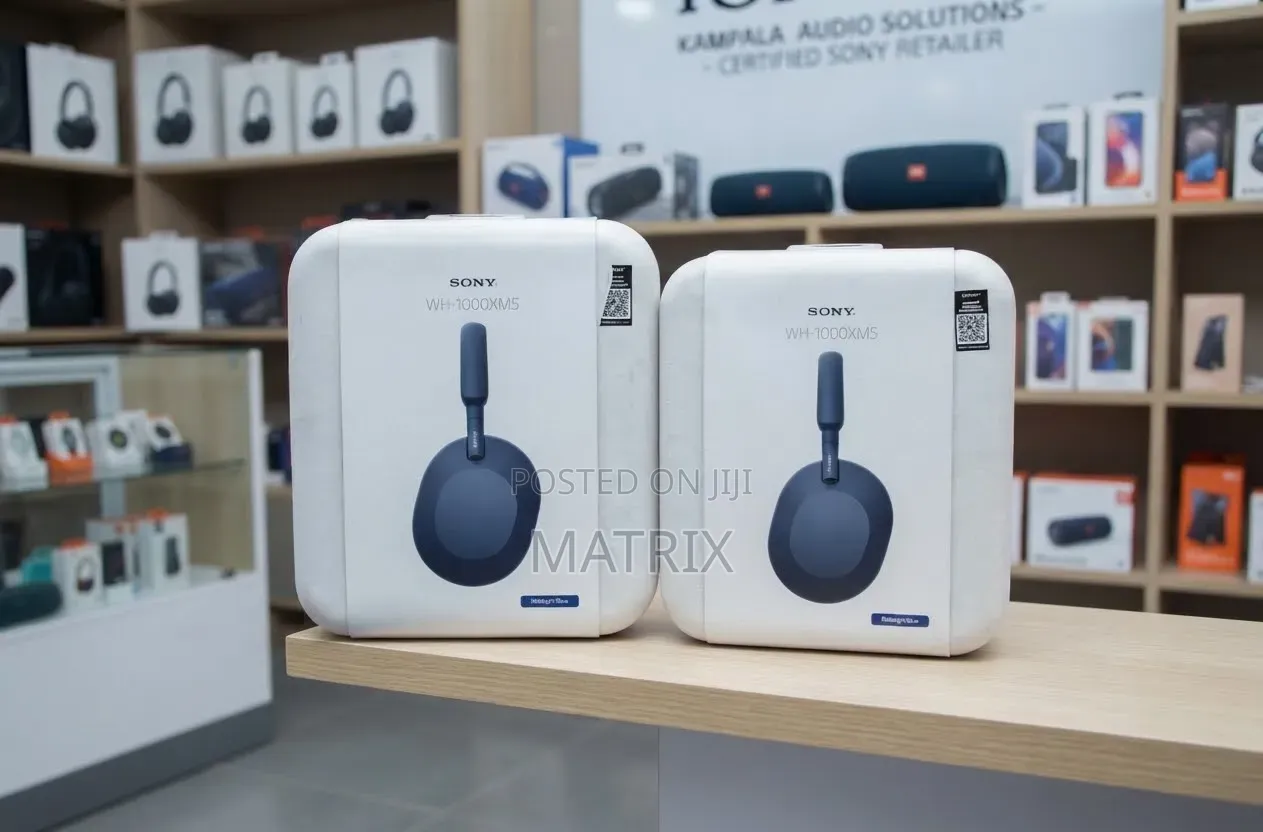 Sony WH1000 XM5 Headphones Brand New Midnight Blue