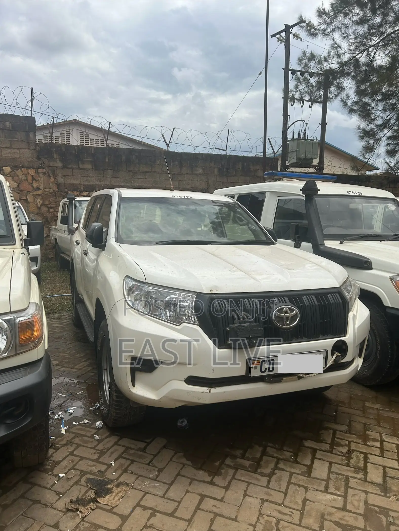 Toyota Land Cruiser Prado 2022 White