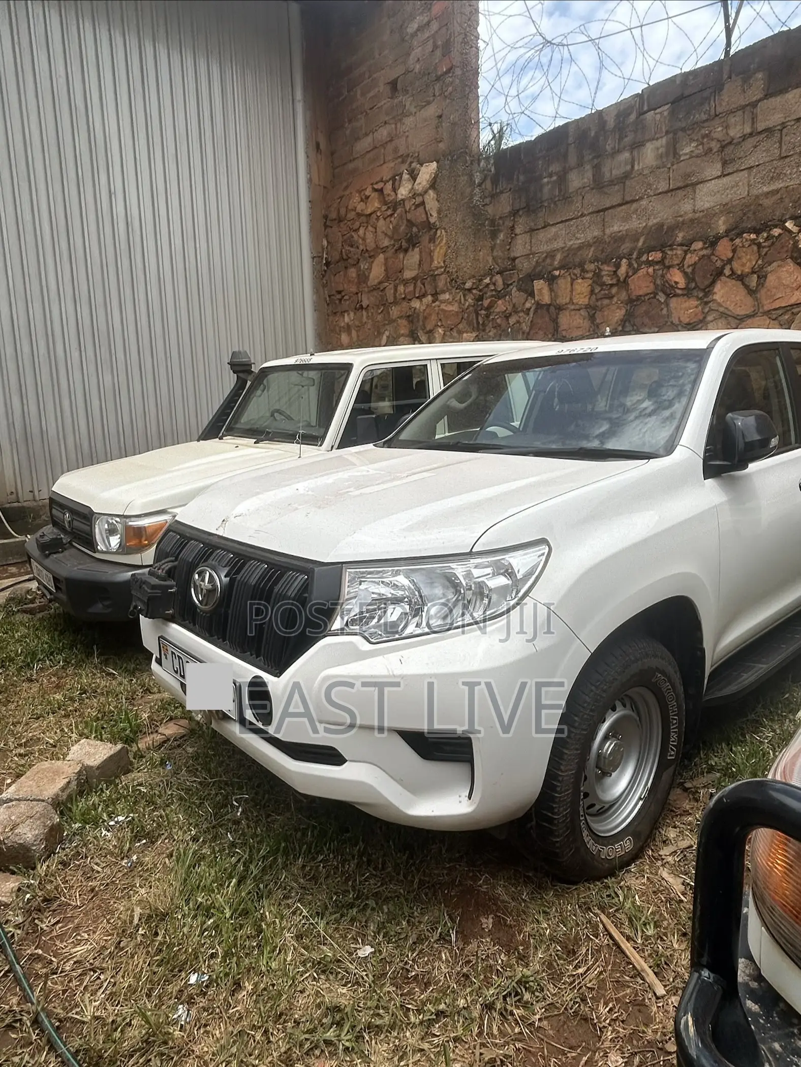 Toyota Land Cruiser Prado 2022 White