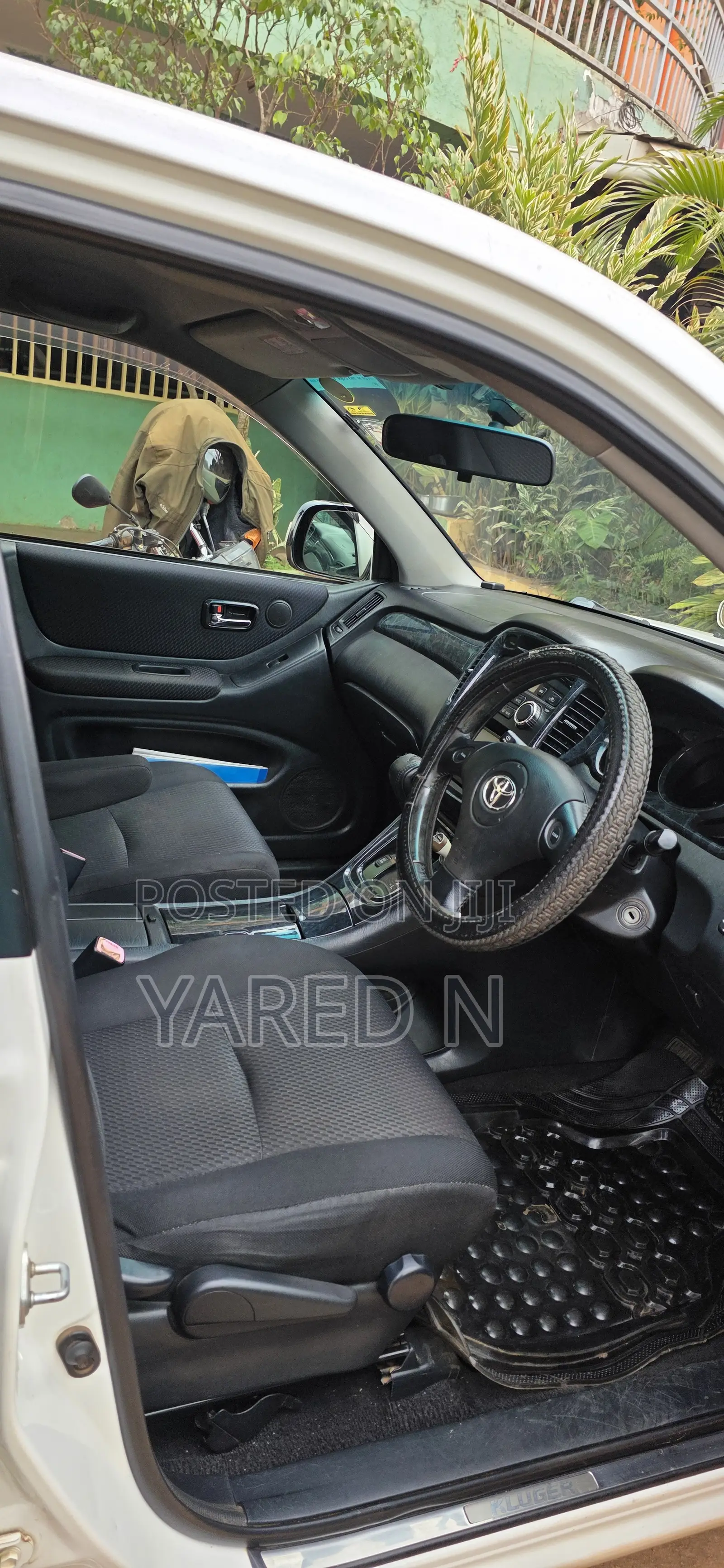 Toyota Kluger 2006 White
