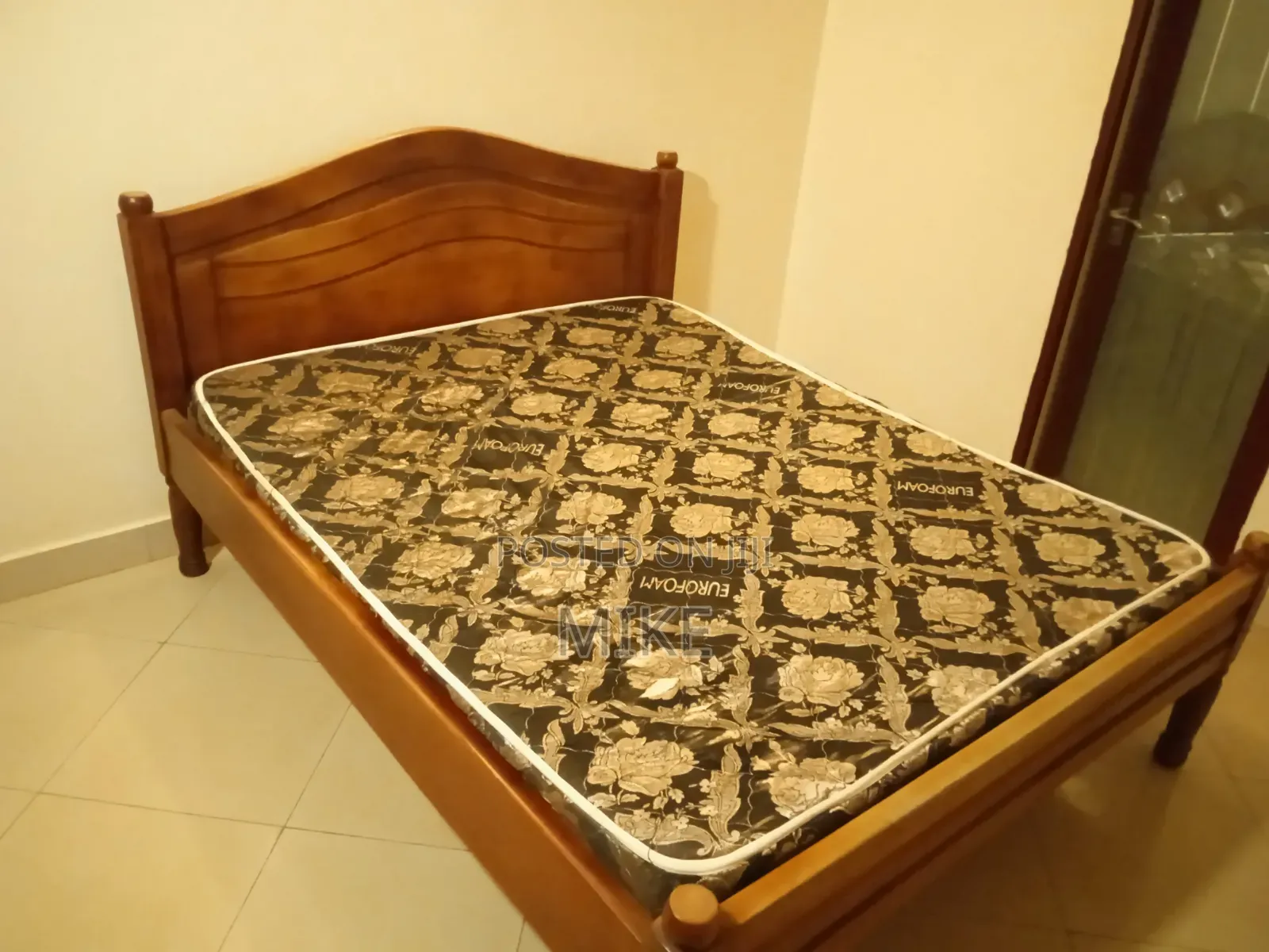 Queen-Size Bed (5x6) + Mattress
