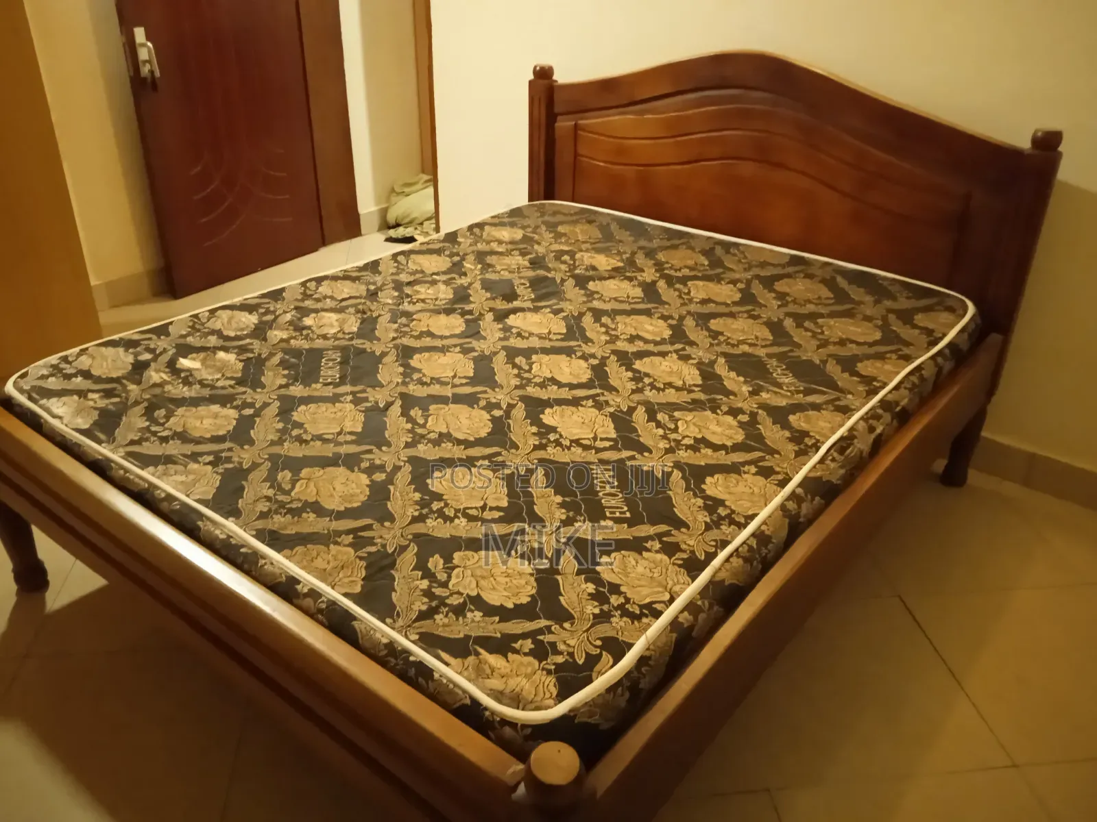Queen-Size Bed (5x6) + Mattress