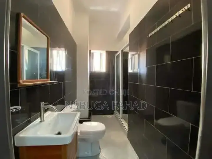 2bdrm House in Kisaasi, Central Division for rent