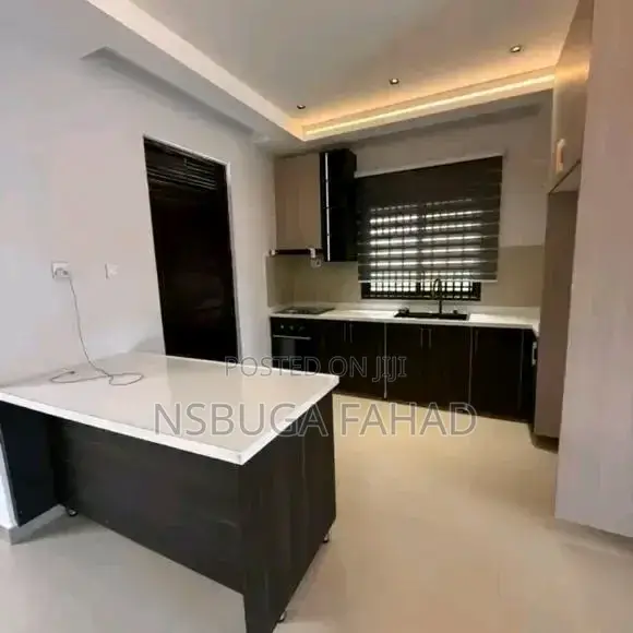2bdrm House in Kisaasi, Central Division for rent