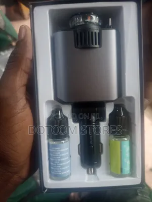 5-in-1 Starlight Car Charger With a Built-in Aroma Diffuser