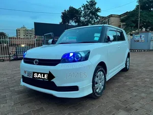 Toyota Corolla Rumion Hatchback 1.8 FWD 2010 Pearl