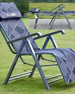 Foldable Zero-Gravity Reclining Lounge Chair