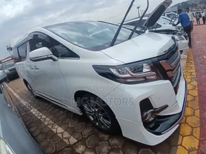 Toyota Alphard 2.5 Petrol AWD 2020 White