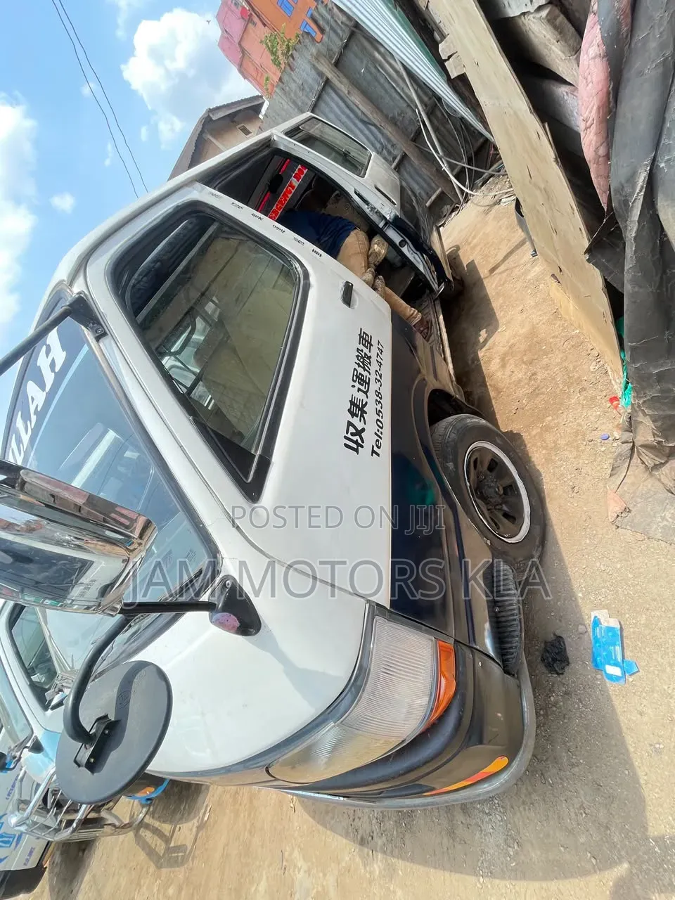 Toyota HiAce 2019 White