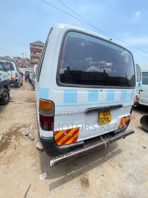 Toyota HiAce 2019 White