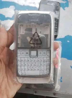Nokia E71 White