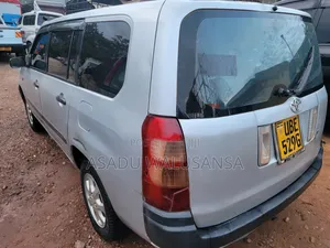 Toyota Probox 2004 Silver