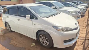 Toyota Wish 2011 White