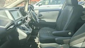 Toyota Wish 2011 White