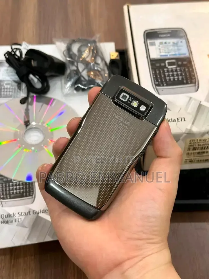 Nokia E71 Gray