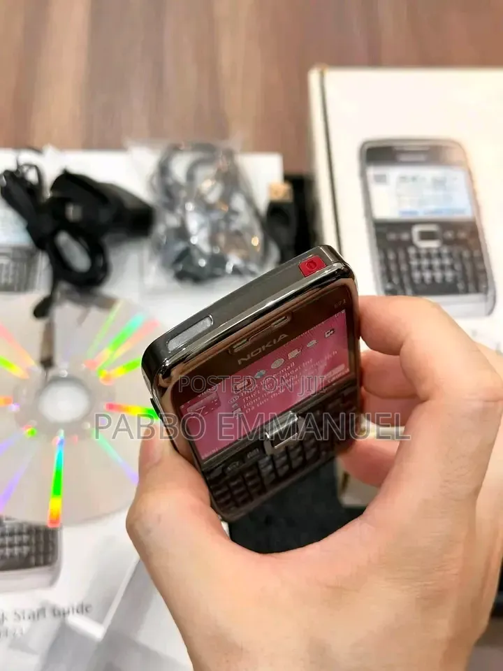 Nokia E71 Gray