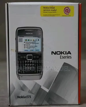 Nokia E71 Gold