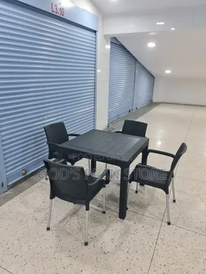 Rattan Side Bar and Restaurant Plastic Table and Chairs