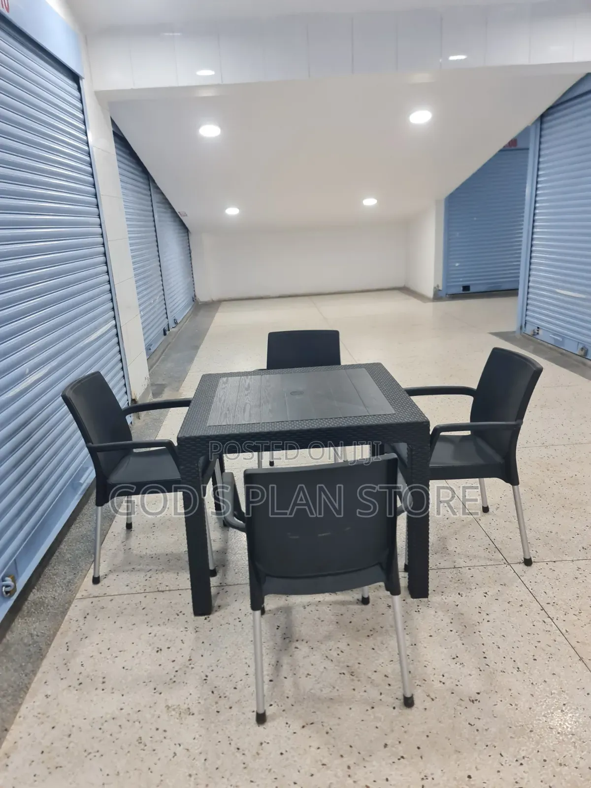 Rattan Side Bar and Restaurant Plastic Table and Chairs
