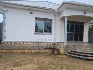 3bdrm House in Garuga, Division A for sale