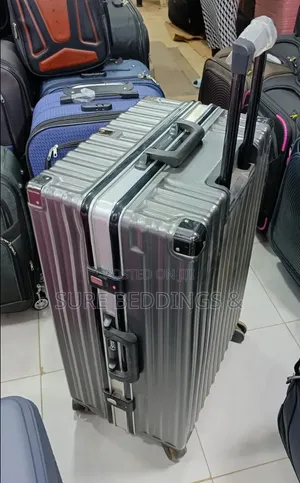 No Zip Corporate Suitcase