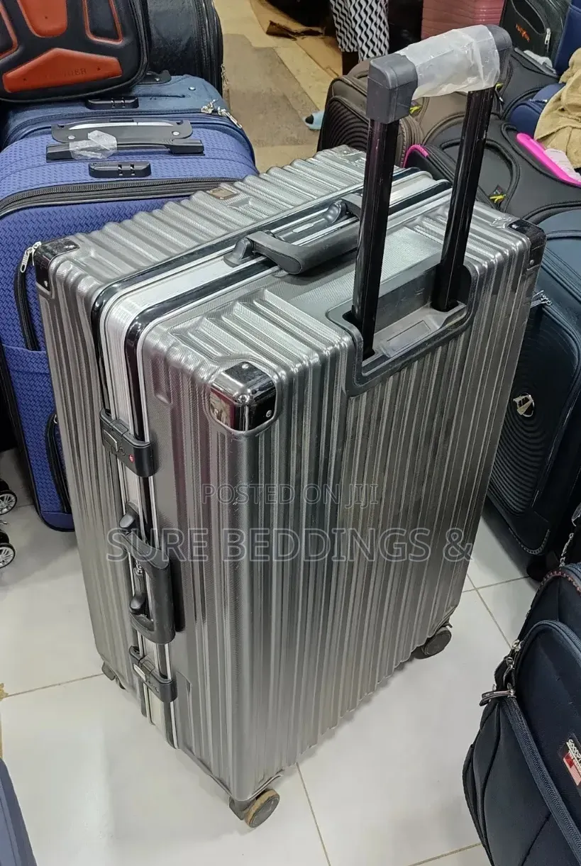 No Zip Corporate Suitcase