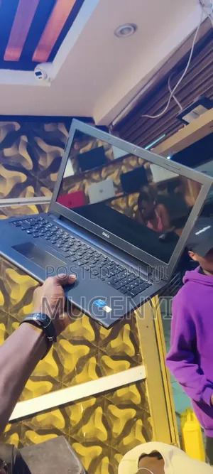 Laptop Dell Inspiron 3542 8GB Intel Core i3 HDD 500GB