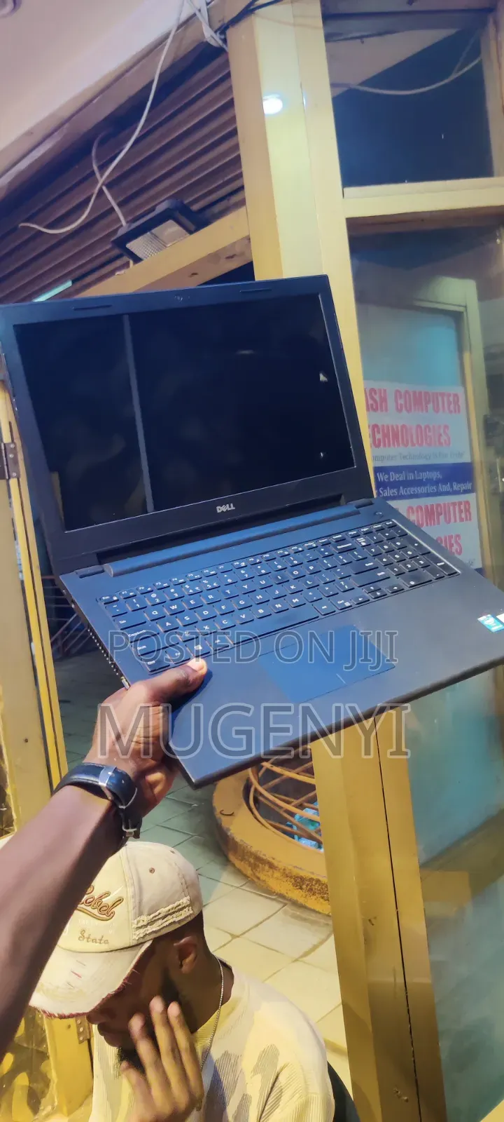 Laptop Dell Inspiron 3542 8GB Intel Core i3 HDD 500GB