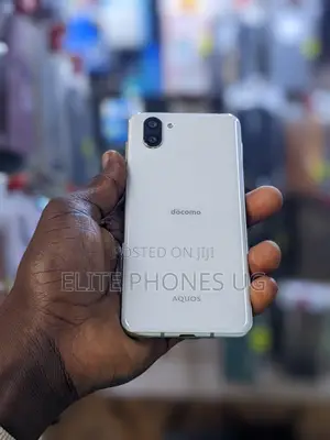 Sharp Aquos R3 128 GB White