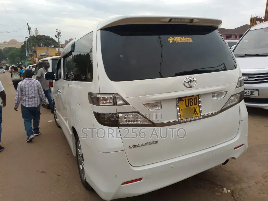 Toyota Vellfire V 2.4 4WD 7-Seater 2010 White
