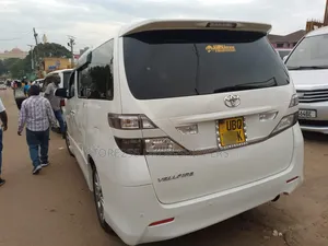 Toyota Vellfire V 2.4 4WD 7-Seater 2010 White