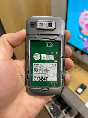 Nokia E72 Gray