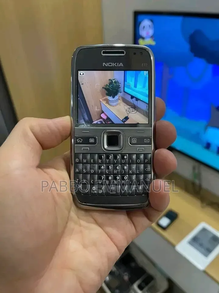 Nokia E72 Gray