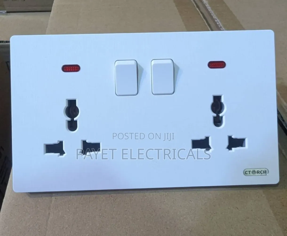 CToch White Double Socket