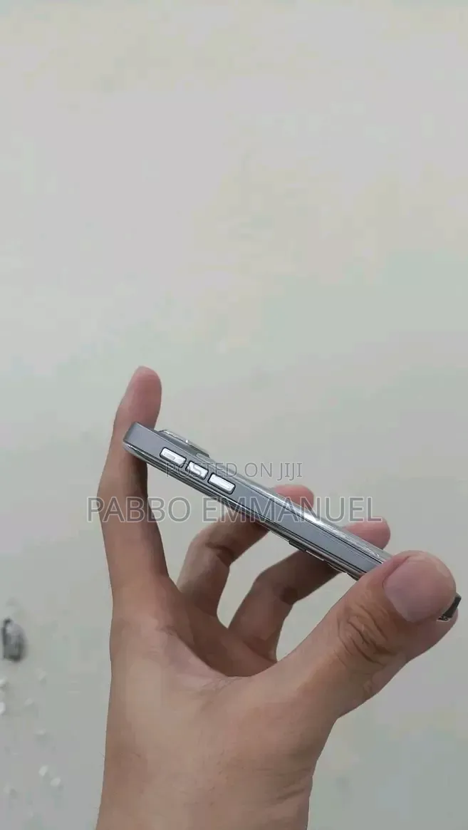 Nokia E72 Silver