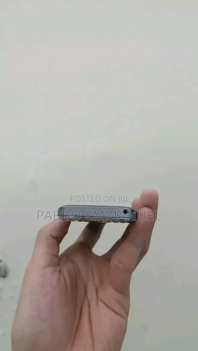 Nokia E72 Silver