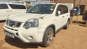 Nissan X-Trail 2012 White