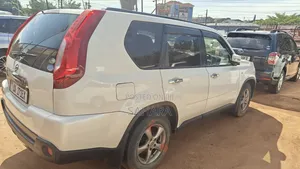 Nissan X-Trail 2012 White