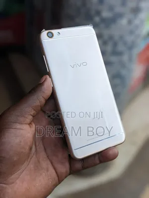 Vivo Y66i 32 GB Rose Gold