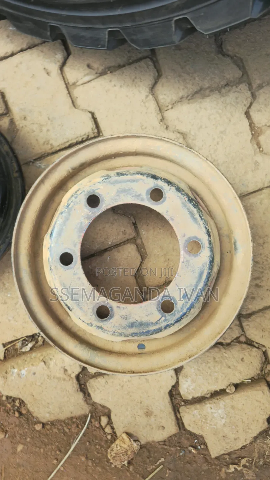 Canter Rim 12 (Double Tire)