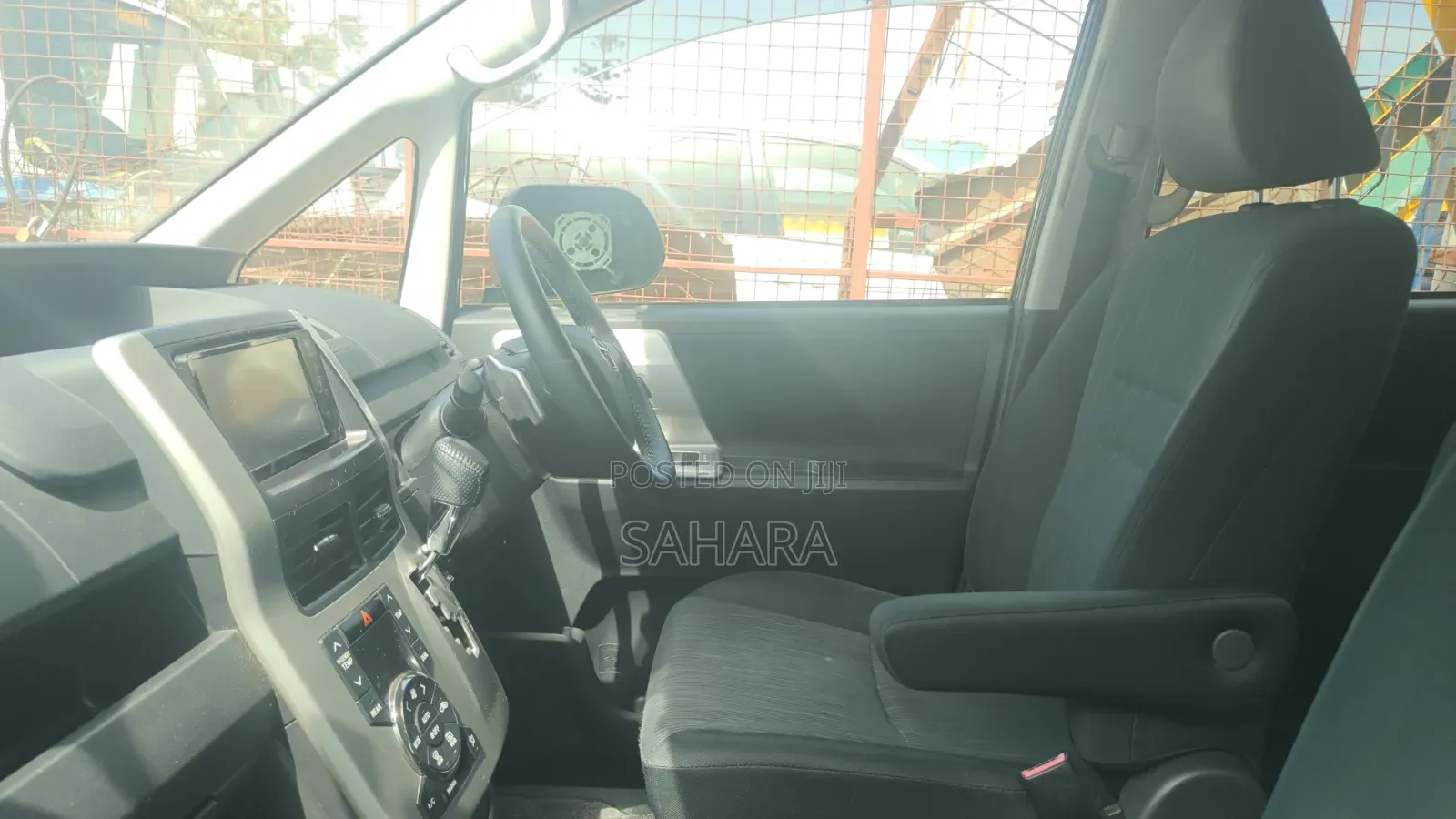 Toyota Noah 2011 Black