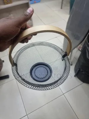 Black Wire Mesh Fruit Basket