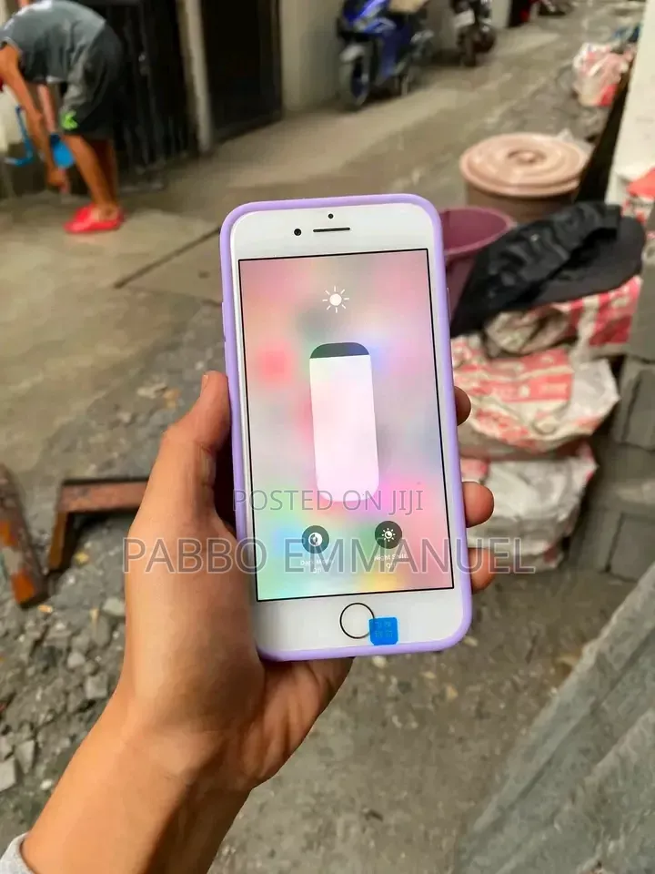 Apple iPhone 7 32 GB Silver