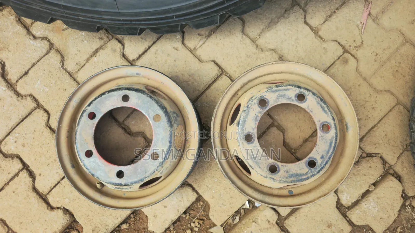 12 Size Rim Canter Double Tire