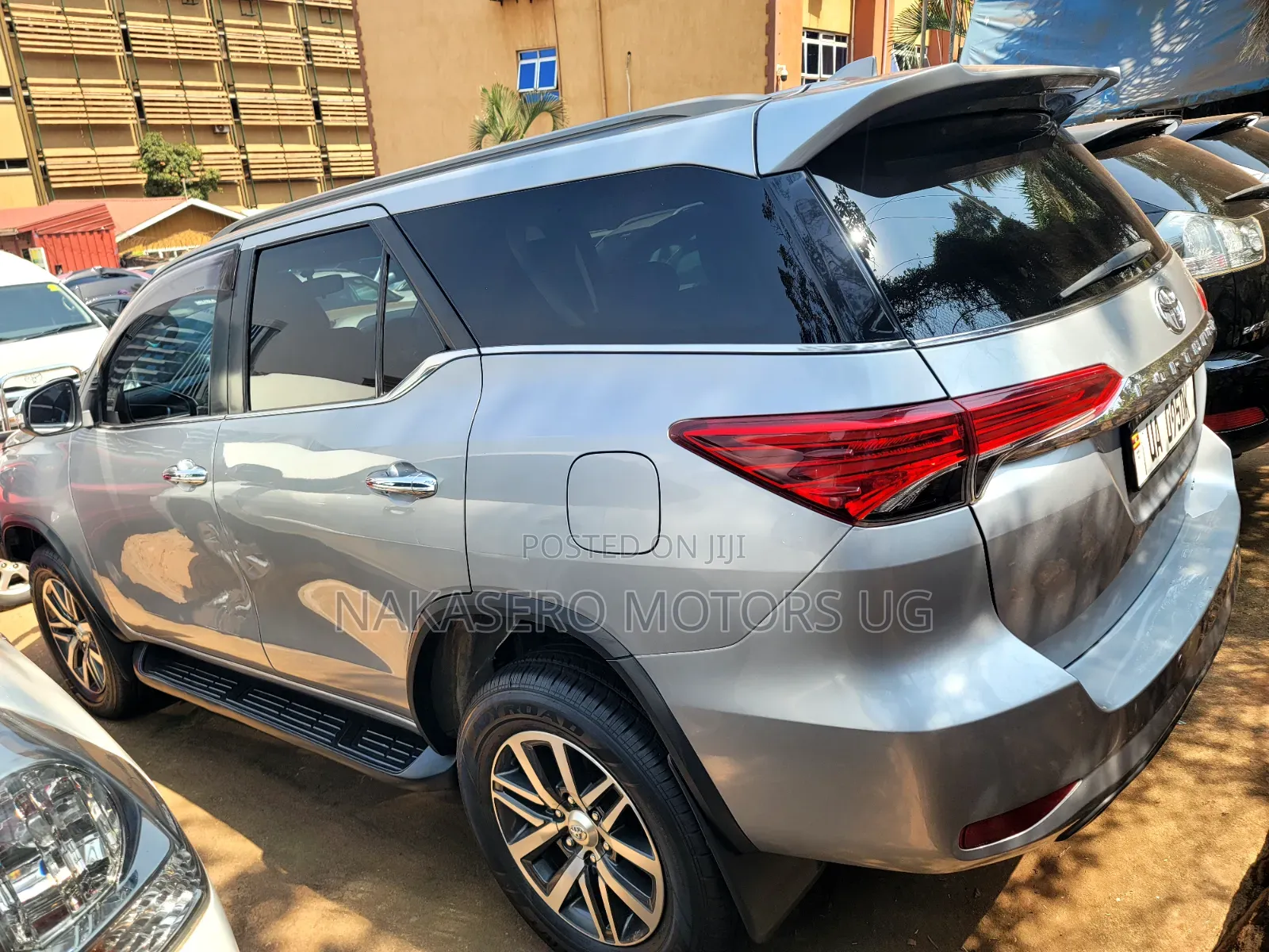 Toyota Fortuner 2.8 D RWD 2017 Silver