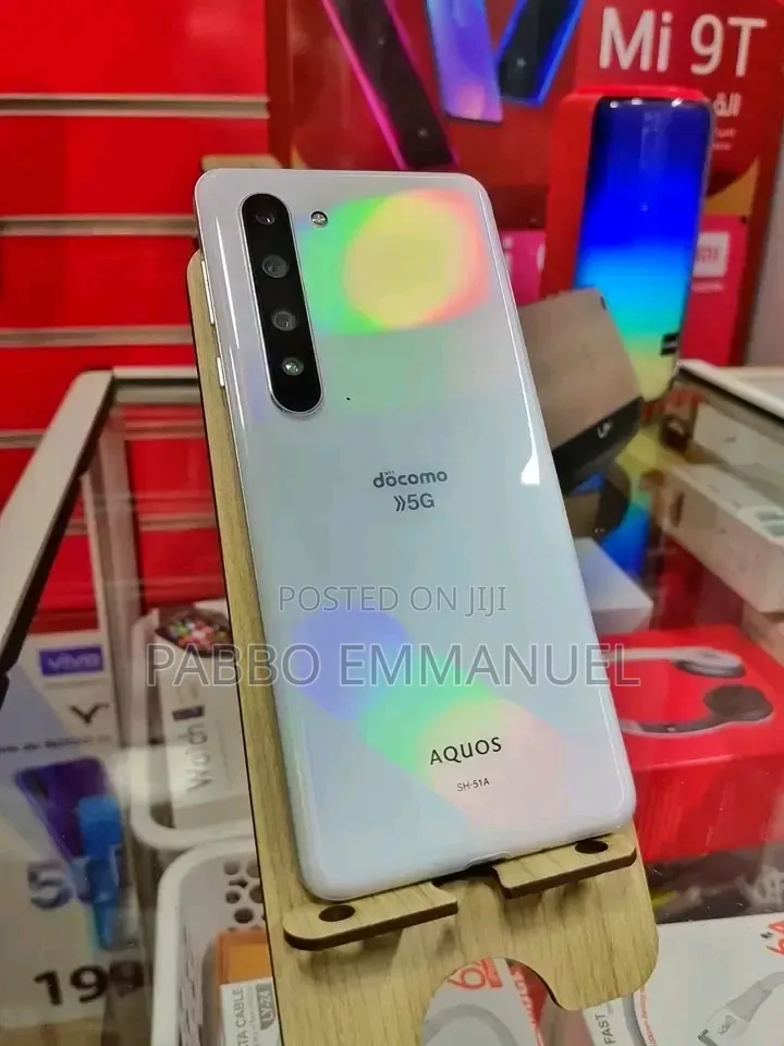 Sharp Aquos R5G 256 GB White