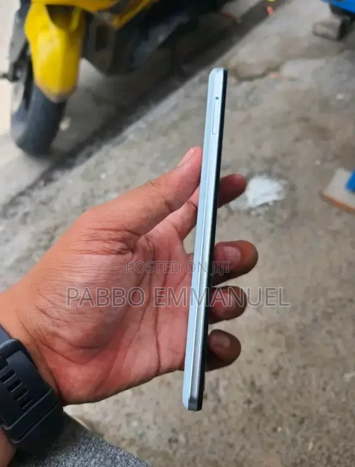 Sharp Aquos R5G 256 GB White