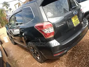 Subaru Forester 2.0XT Premium 4dr SUV AWD (2.0L 4cyl Turbo CVT) 2014